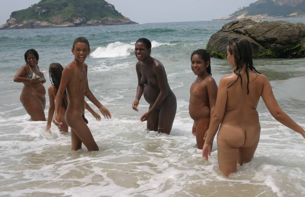 [OnnDL] Brazils Endless Water Fun pics