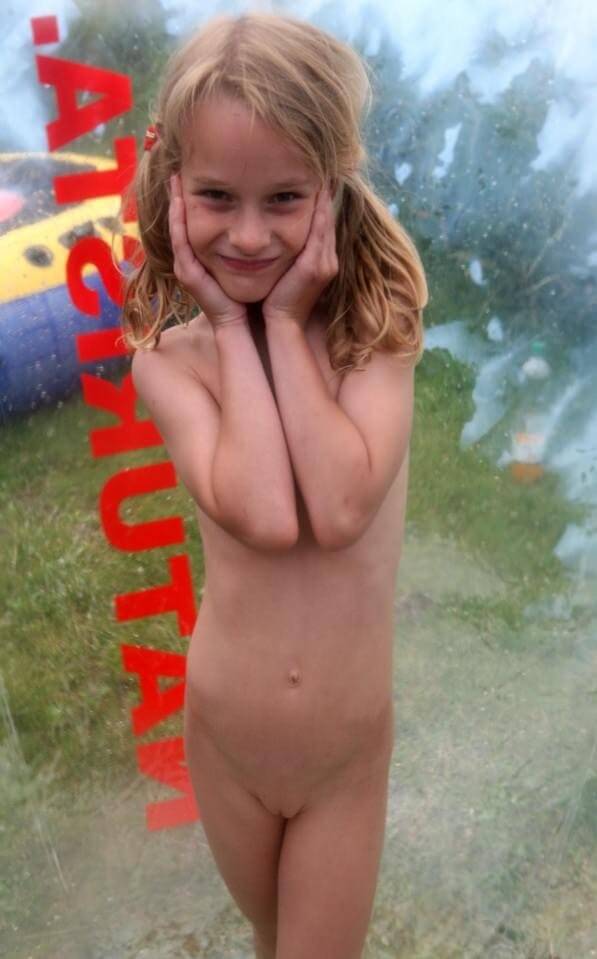 [OnnDL] Outdoor nudist photography
