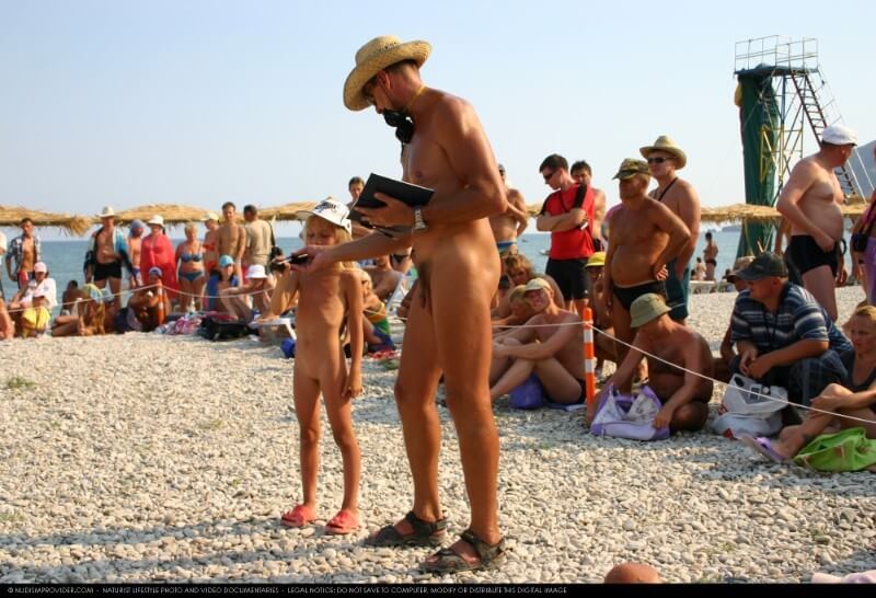 [OnnDL] Naturist Pageant Line Up photos