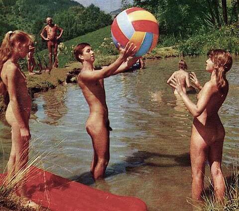 [OnnDL] Vintage nudism photos